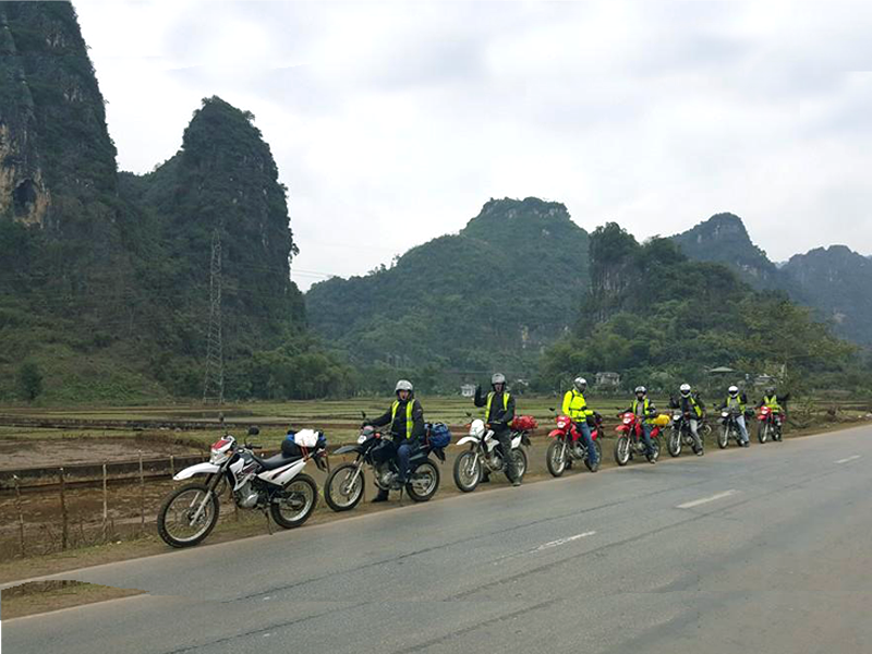 01 Day Hanoi – Ninh Binh Motorcycle Tour